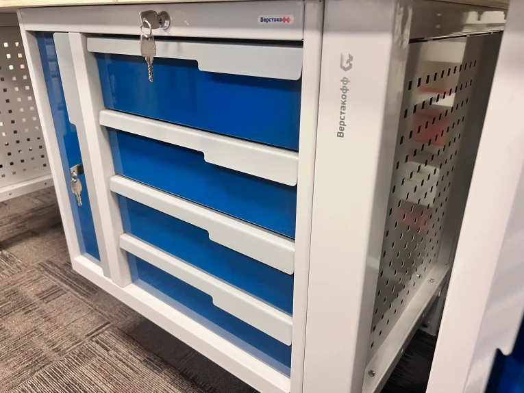 Верстак CTR 1432.S2L4.4-2F купить в Красноярске Верстак CTR 1432.S2L4.4-2F купить в Красноярске