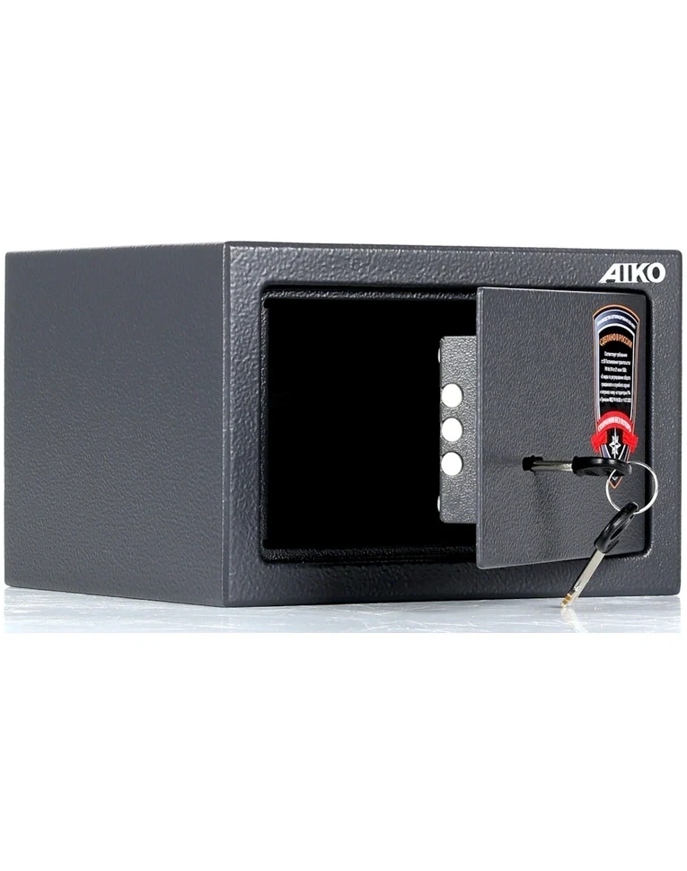 Пистолетный сейф Aiko TT-170, внутреннее отделение Пистолетный сейф Aiko TT-170, внутреннее отделение