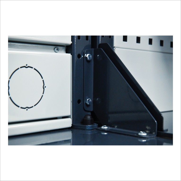 Верстак FBK 205.456-2FR купить в Красноярске Верстак FBK 205.456-2FR купить в Красноярске