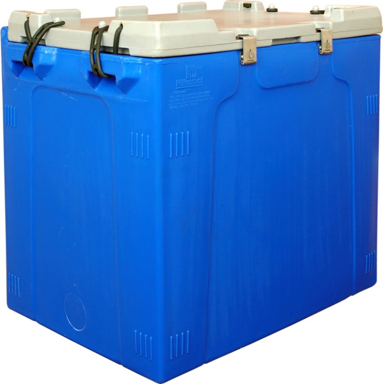 Контейнер 840х575х745 мм синий с крышкой купить в Красноярске