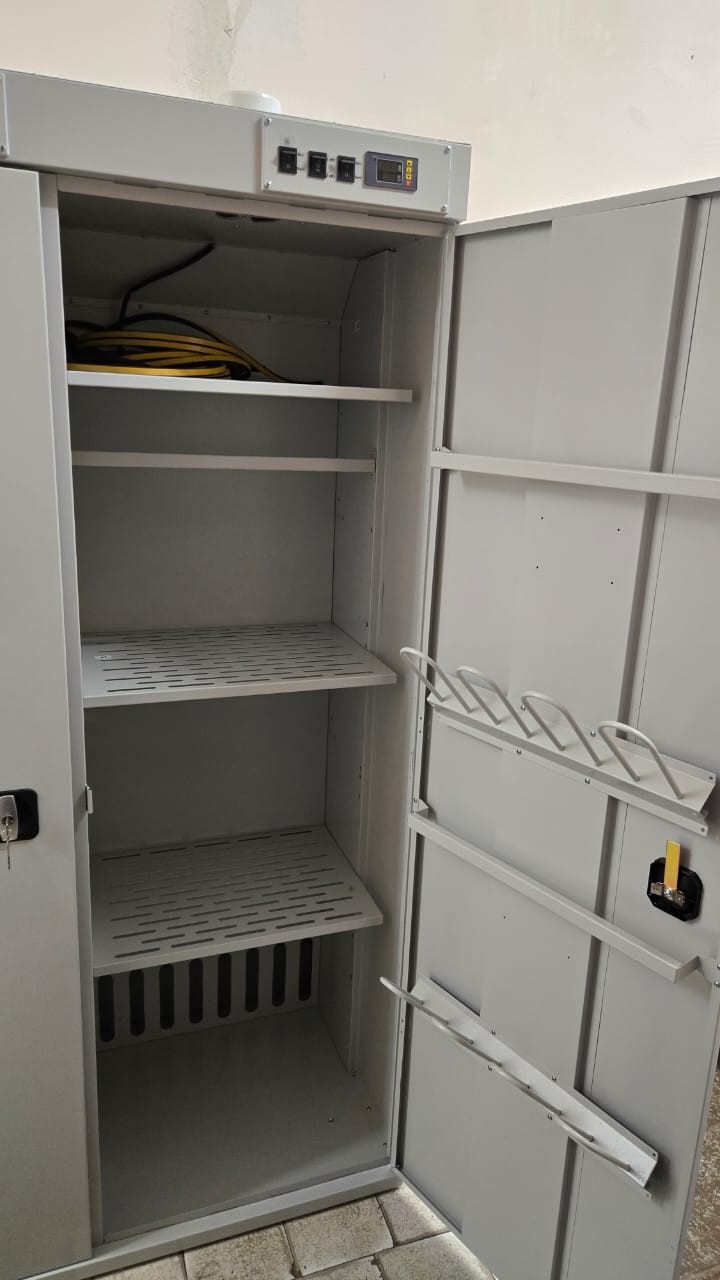 Сушильный шкаф ШС-4 СП3 Ф для одежды, белья и обуви купить в Красноярске Сушильный шкаф ШС-4 СП3 Ф для одежды, белья и обуви купить в Красноярске