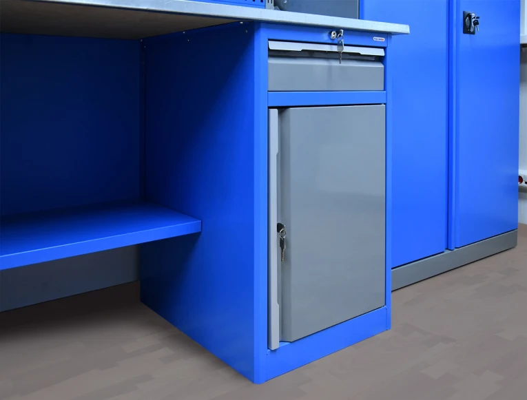 Верстак PRF 161.18.3-1 купить в Красноярске Верстак PRF 161.18.3-1 купить в Красноярске