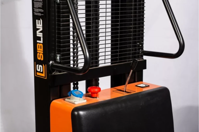 Штабелер с электроподъемом 1,5 т - 3,5 м Вилы: 1100 , Гелевая АКБ, SPN1535 SIBLINE купить в Красноярске Штабелер с электроподъемом 1,5 т - 3,5 м Вилы: 1100 , Гелевая АКБ, SPN1535 SIBLINE купить в Красноярске
