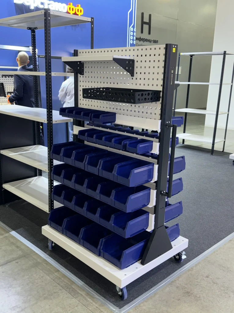 Передвижная стойка SPC 4B.1 (90.36.8) купить в Красноярске Передвижная стойка SPC 4B.1 (90.36.8) купить в Красноярске