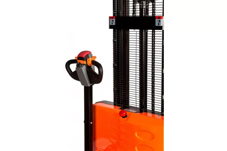 Штабелер электрический самоходный 1,5 т - 3 м Вилы: 1150 , Гелевая АКБ, CL1530JB SIBLINE купить в Красноярске Штабелер электрический самоходный 1,5 т - 3 м Вилы: 1150 , Гелевая АКБ, CL1530JB SIBLINE купить в Красноярске